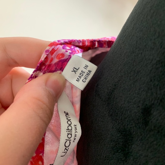 Liz Claiborne Paisley button blouse - Picture 7 of 8